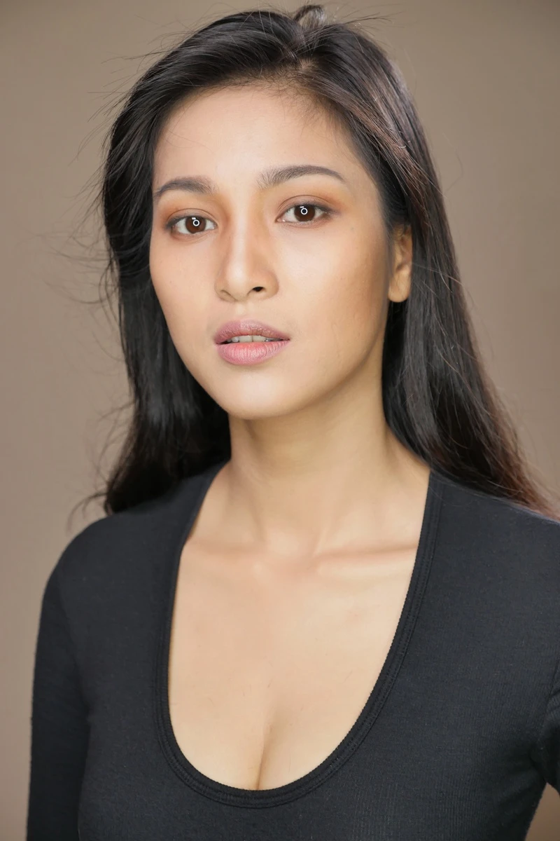 Nhung Kate - bạn gái cũ Johnny Trí Nguyễn: Đóng phim Hollywood, từng có cảnh nóng gây xôn xao
