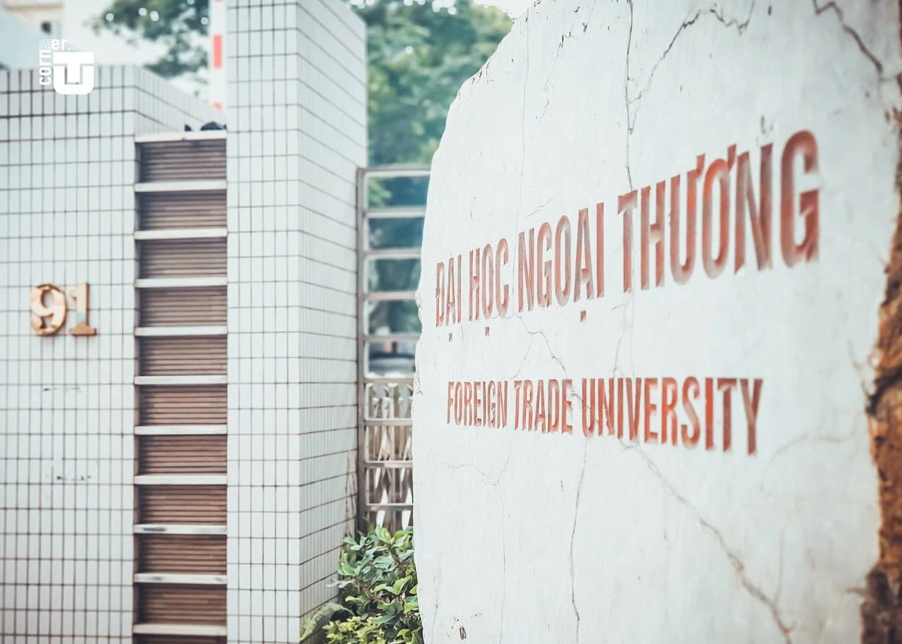 Trong một vũ trụ khác: Nếu Ngoại thương thực sự 