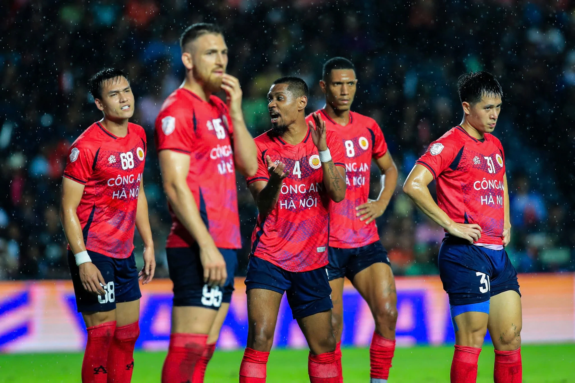 Đại gia V.League đau đớn trên đất Thái Lan, lỡ chức vô địch lịch sử vào tay Buriram