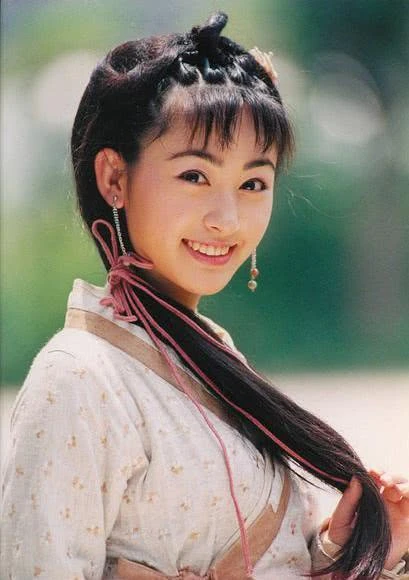 Mỹ nhân bị “Càn Long”Trương Thiết Lâm phụ bạc giờ ra sao khi lấy “kẻ phản diện showbiz”?