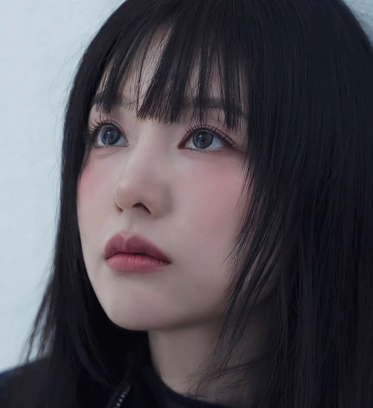 10 mỹ nhân có đôi mắt đẹp nhất thế giới: Kim Ji Won xếp bét bảng, hạng 1 là 