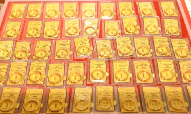 Mẹ nhờ giữ hộ 160 chỉ vàng, người đàn ông ở TP.HCM đem bán gửi tiết kiệm, cái kết bất ngờ sau 1 tuần