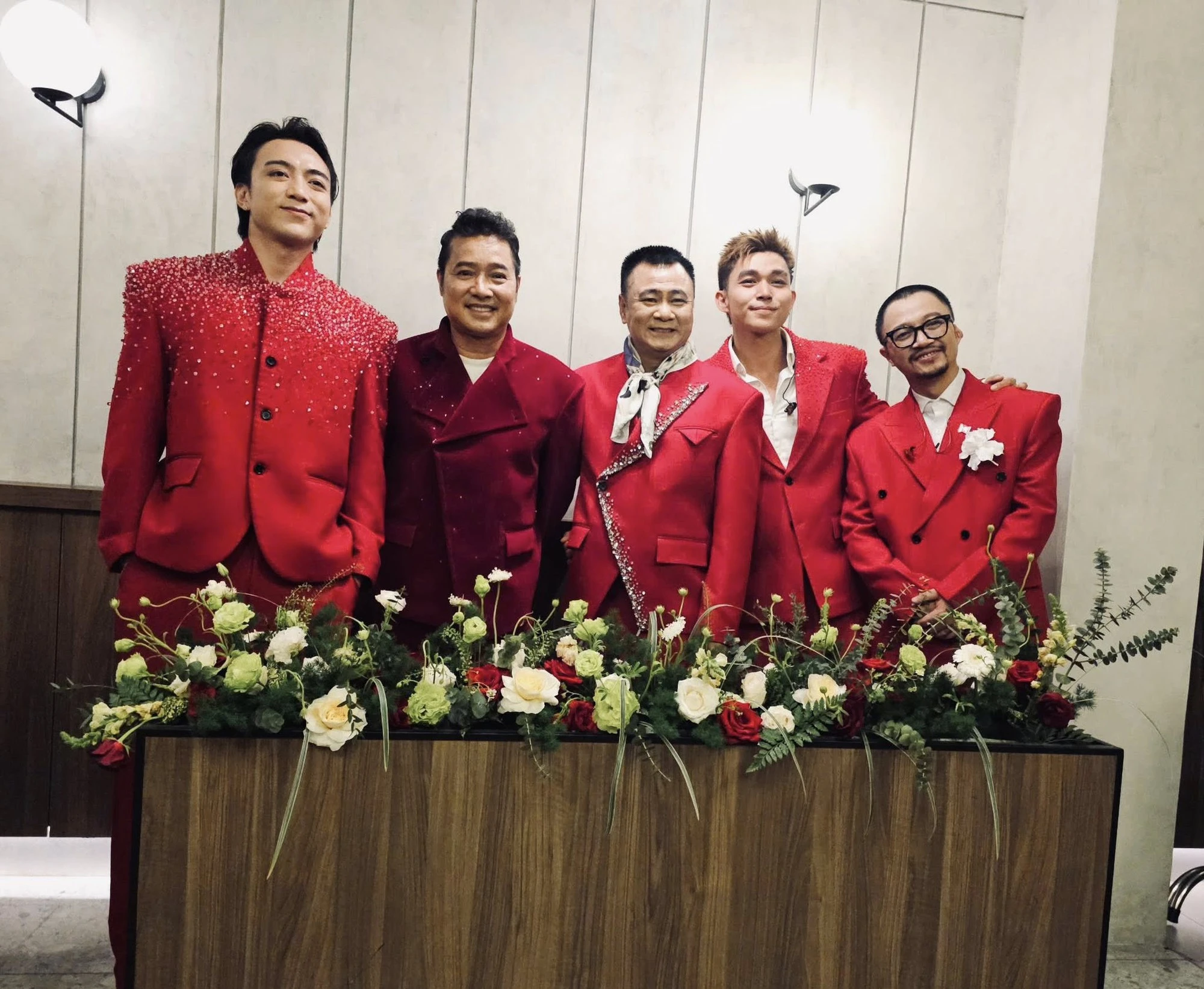 1 Anh Tài có mặt ở “concert quốc gia” nhưng không trình diễn, fan hoang mang khi biết lý do đằng sau