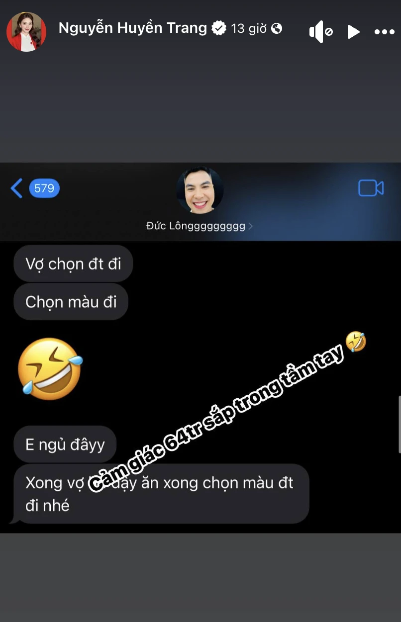 Cầu thủ nổi tiếng gọi MC Huyền Trang Mù Tạt là vợ, tặng luôn nàng iPhone 17