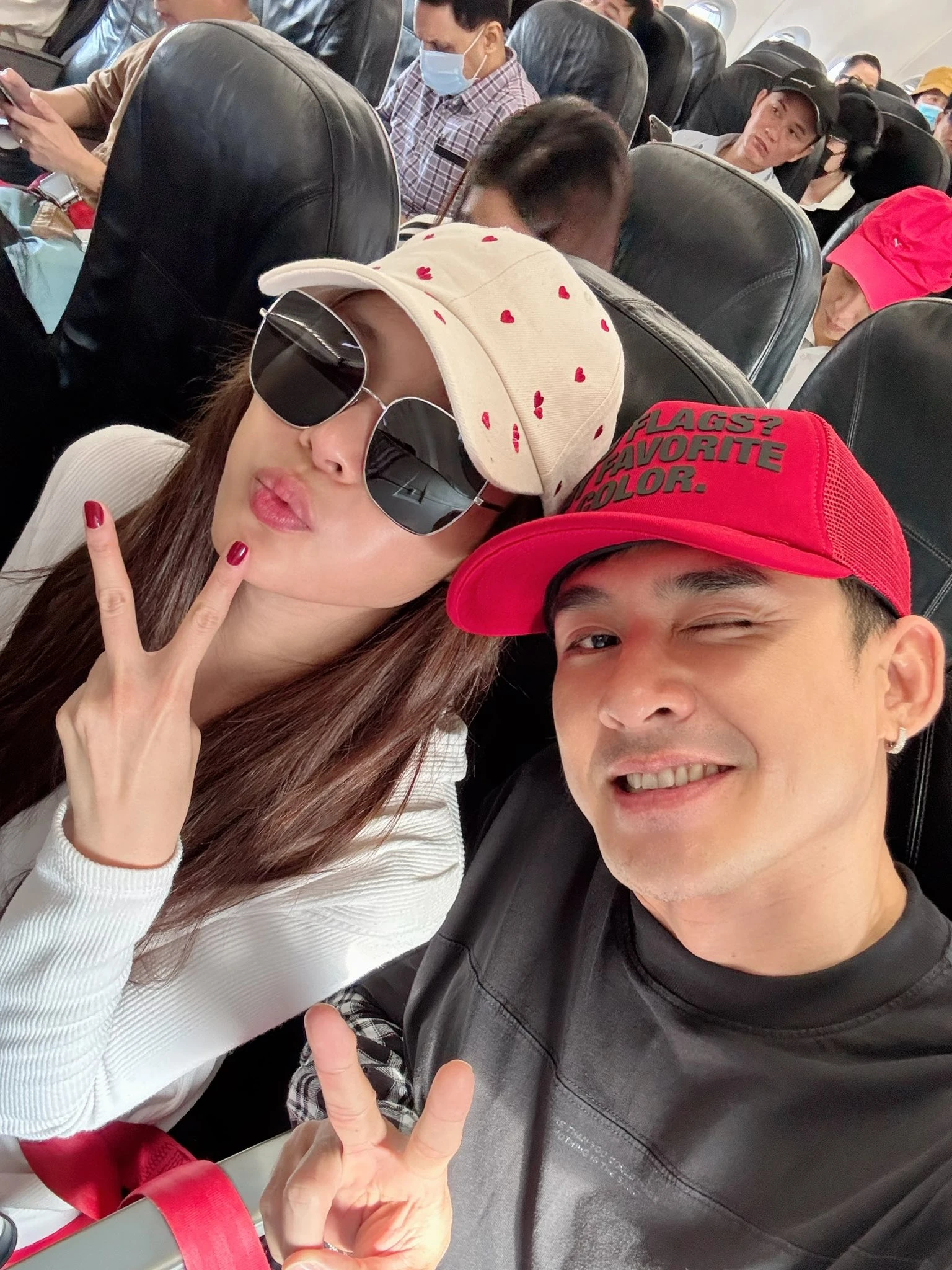 Lương Thế Thành - Thúy Diễm để lộ mối quan hệ thật hậu lùm xùm lộ clip quay lén nhạy cảm