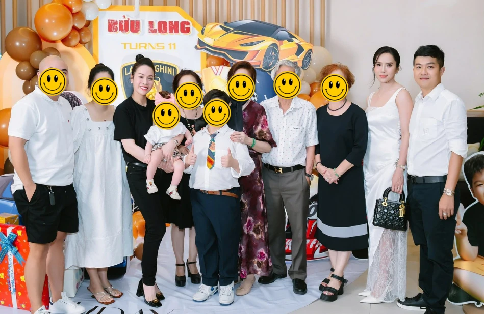 Chuyện lạ có thật Vbiz: Sao nữ ở nhà 20 tỷ, ra mặt bênh vực tình mới của chồng cũ