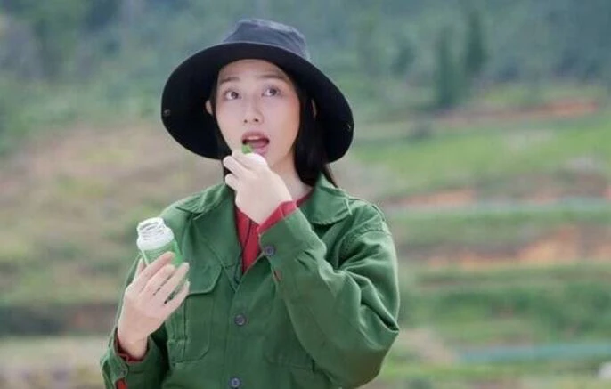 Bộ Công an kết luận gì về vai trò của Sen Vàng và “bà trùm hoa hậu” trong vụ kẹo Kera?