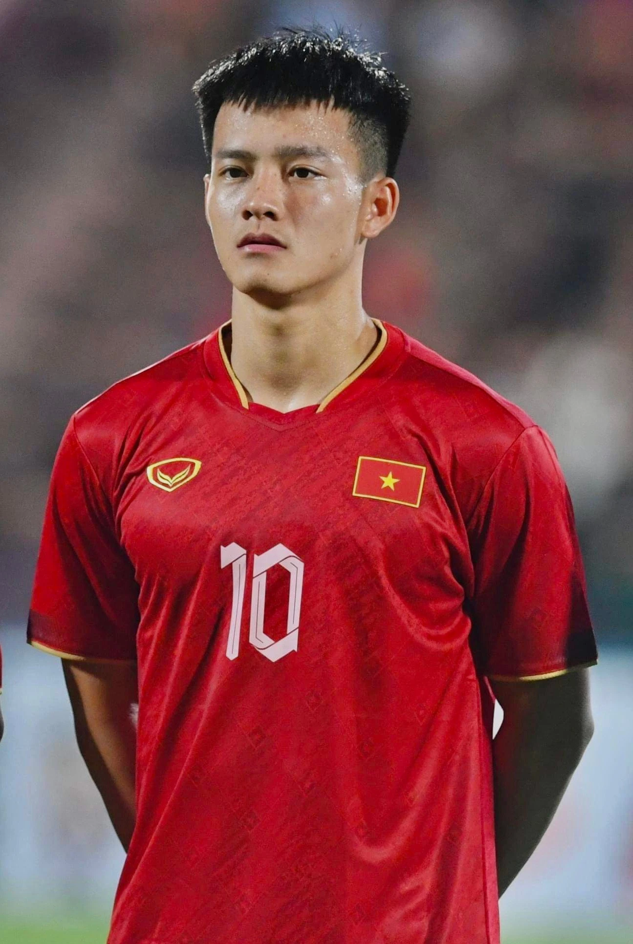 Hot boy miền Tây Nguyễn Thanh Nhàn: Visual đỉnh nhất U23 Việt Nam, 22 tuổi đã lên chức bố