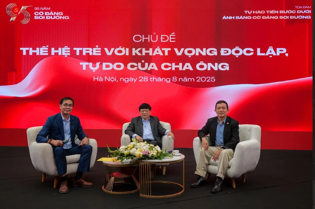 PGS.TS Nguyễn Mạnh Hà: “Lịch sử là hành trang để người trẻ tự tin bước tới tương lai”