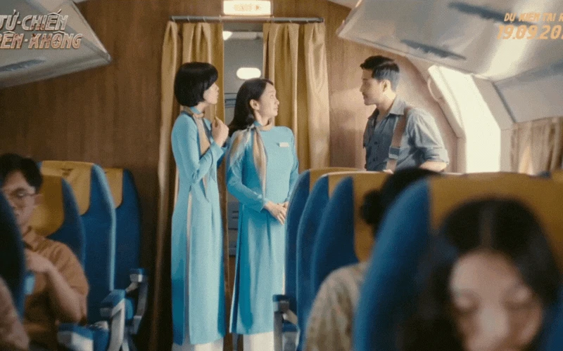 Chỉ cao 1m55, Kaity Nguyễn tưởng không hợp vai tiếp viên hàng không, nhưng hóa ra lại vừa vặn đúng với nguyên mẫu?