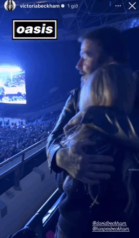 David Beckham ôm con gái Harper thắm thiết khi đi xem concert, nhan sắc đời thường của tiểu thư tài phiệt gây sốt
