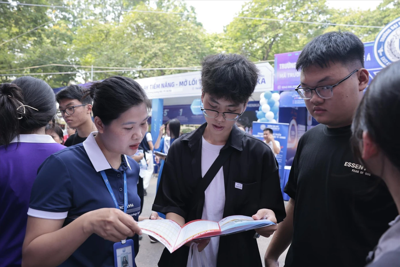 Đằng sau sự tăng trưởng 