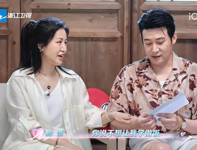 Anh chồng ai cũng muốn có của showbiz: 30 năm chưa để vợ phải nấu cơm lấy 1 lần!