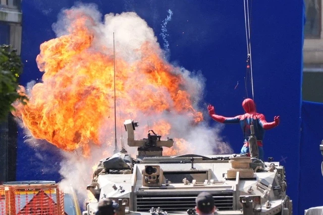 Sao nam đình đám bị chấn động não, “bom tấn” 5.300 tỷ đồng phải tạm dừng