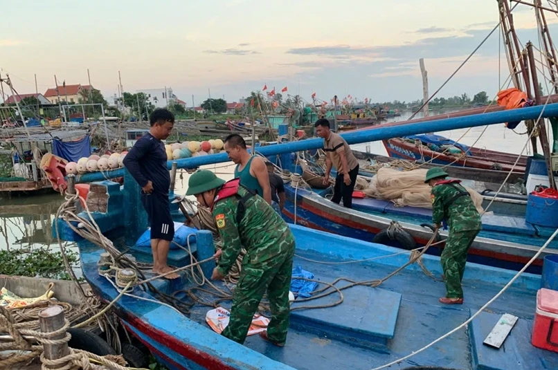 Nhiều địa phương dừng các hoạt động vui chơi giải trí, cấm biển