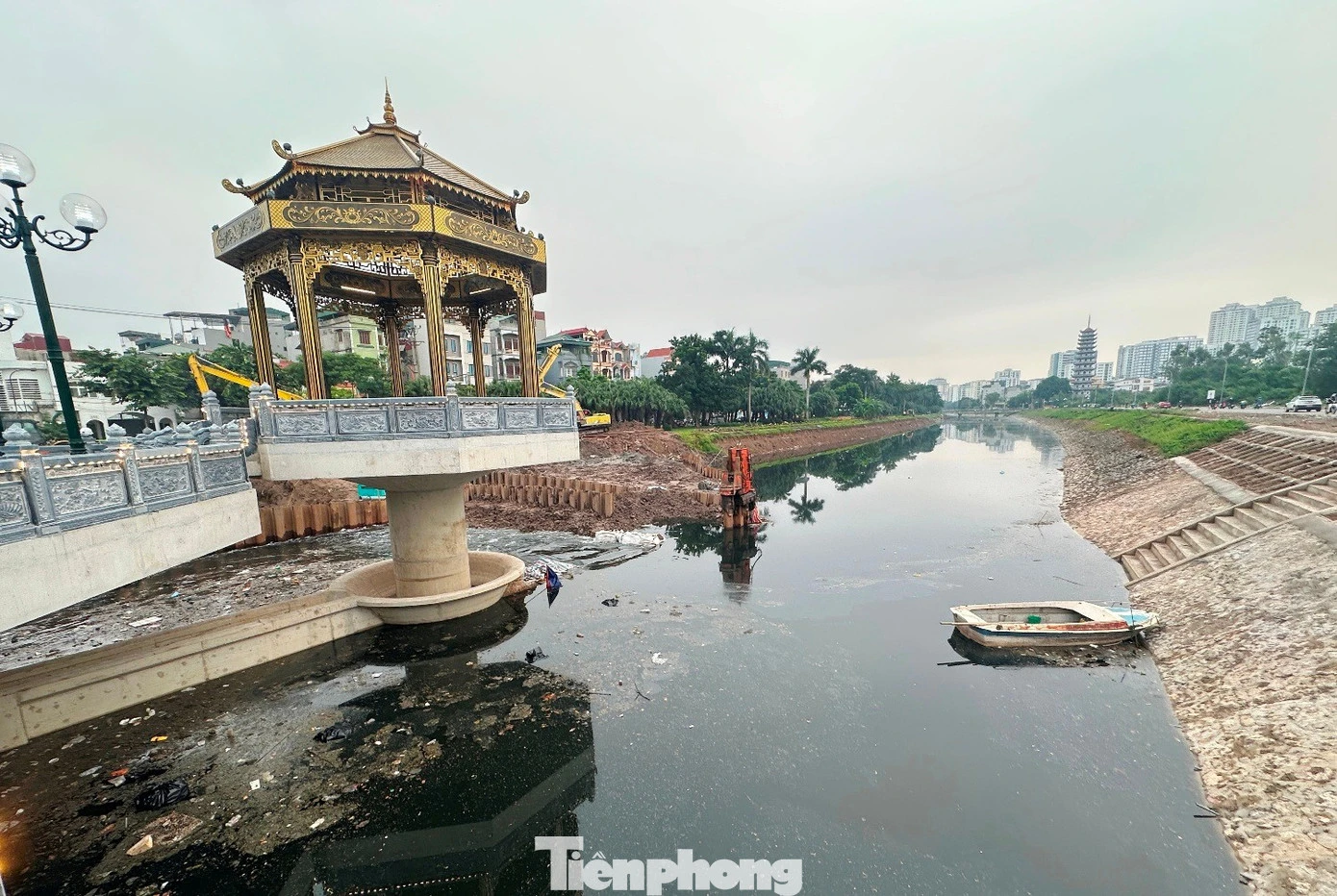 Đập dâng trên sông Tô Lịch hoạt động ra sao khi bổ sung nước từ Hồ Tây vào?