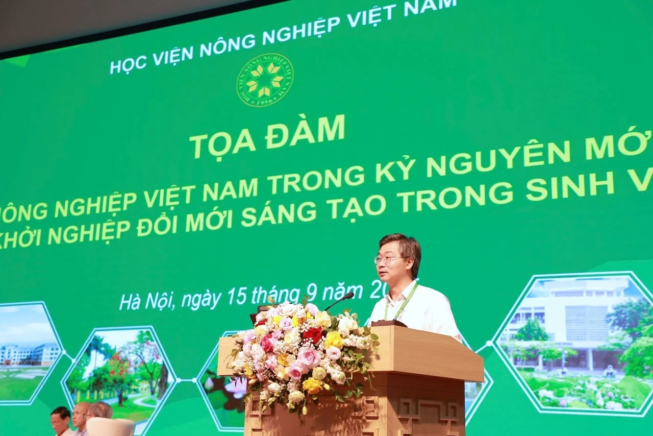 Tọa đàm “Nông nghiệp Việt Nam trong kỷ nguyên mới và khởi nghiệp đổi mới sáng tạo trong sinh viên”