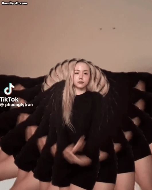 Phương Ly đăng hẳn clip Andree làm 