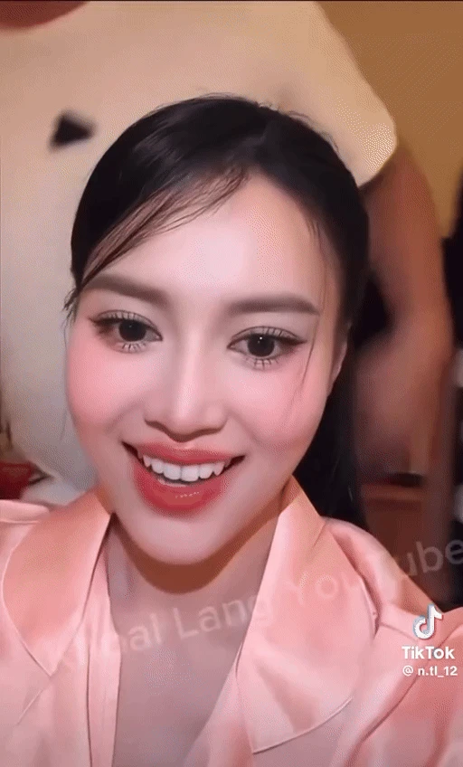 Lan Ngọc đứng hình nhắc nhở netizen đừng 