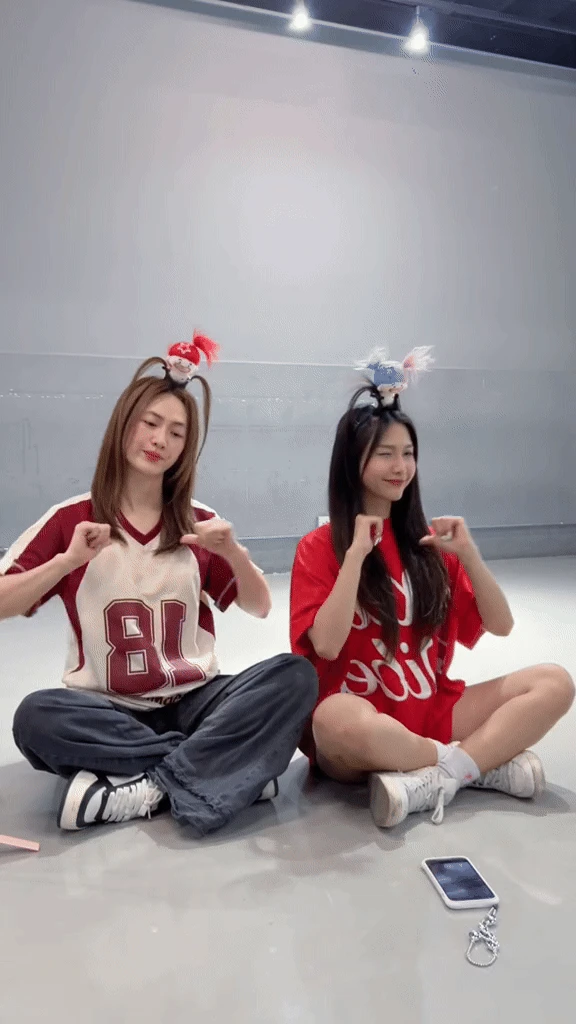 Nữ chính phim Trấn Thành dạo này chăm nhảy nhót quá, dân mạng đồn hay là sắp tham gia Chị Đẹp mùa 2?