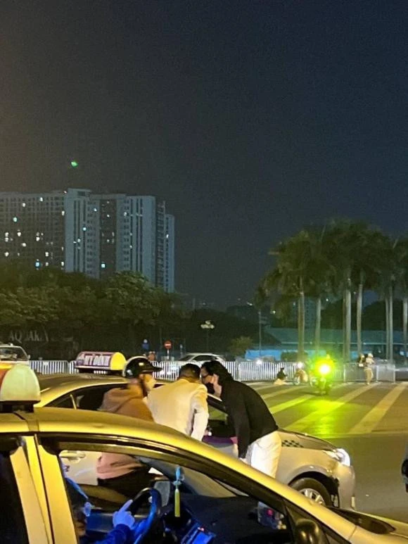 Hậu lộ ảnh nghi hẹn hò tại biệt thự riêng tư, Mai Tài Phến công khai xuất hiện tại liveshow Mỹ Tâm