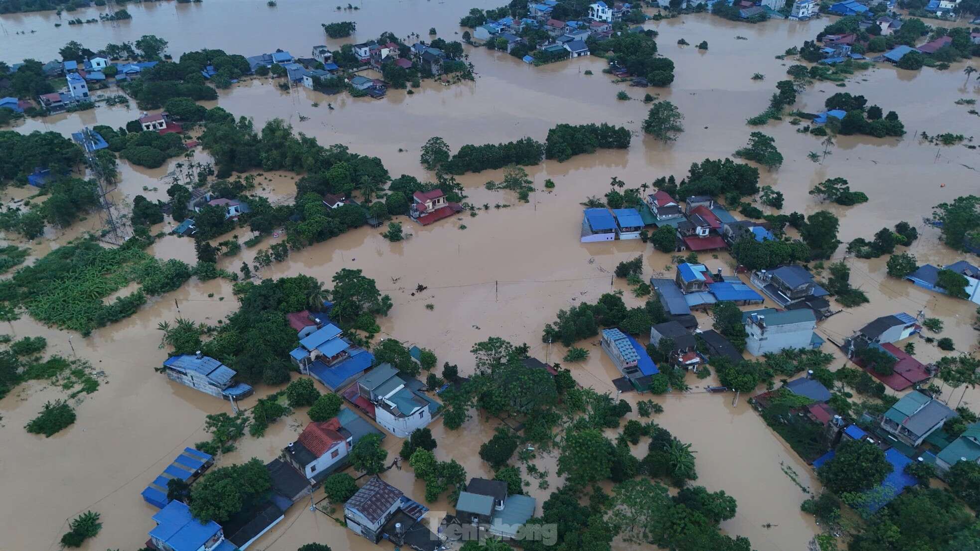 Toàn cảnh khu vực ở Thái Nguyên chìm trong biển nước