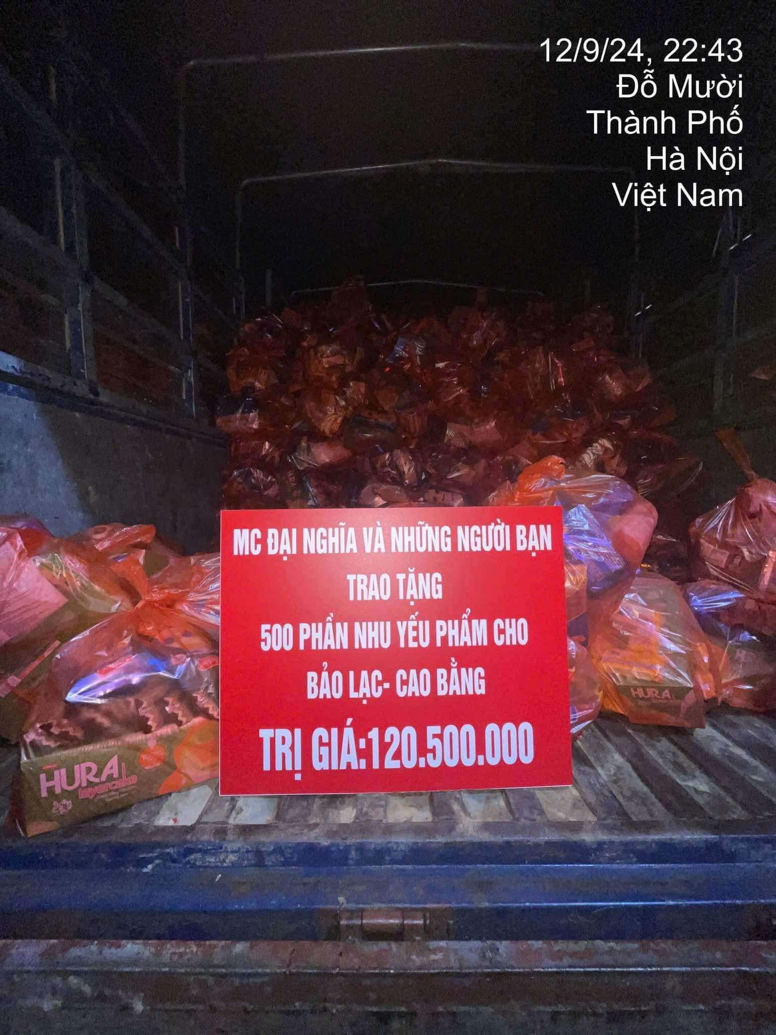 Sao Vbiz quyết không kêu gọi quyên góp, bán kim cương để cứu trợ bà con miền Bắc