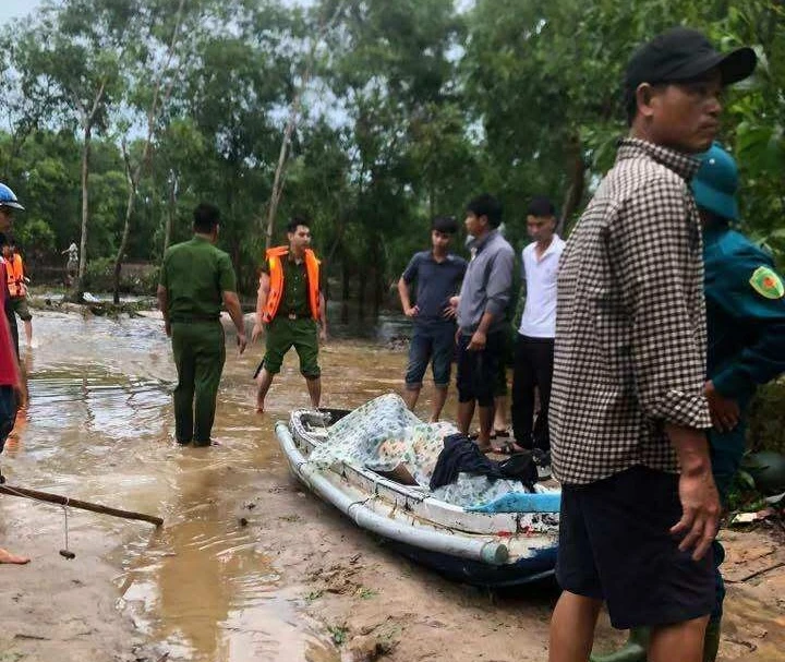 Đi bắt cá, 2 anh em chết đuối thương tâm