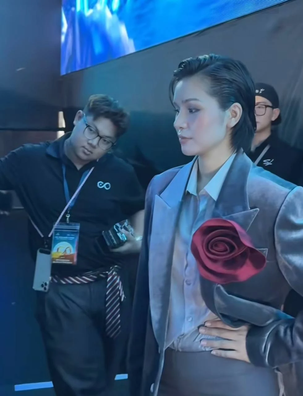 Sao nữ vừa được cầu hôn chấn động tại Hoa hậu Hoàn vũ Việt Nam bị soi hint đang bầu bí?