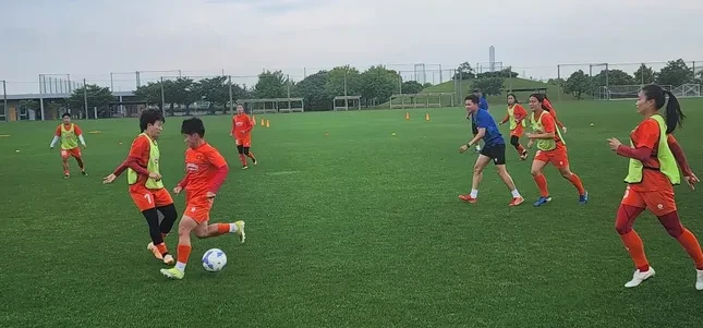 Huỳnh Như lập cú đúp, tuyển nữ Việt Nam thắng ngược đội bóng Nhật Bản