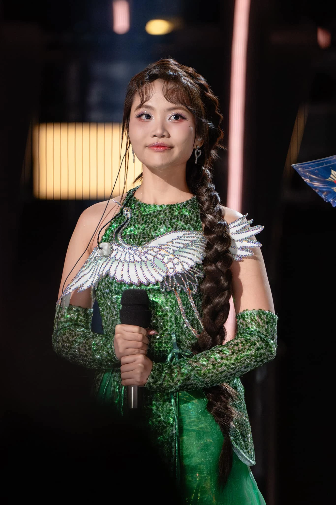 Phương Mỹ Chi có đang bị Tô Hữu Bằng và Trương Lương Dĩnh chèn ép ở show Trung Quốc?