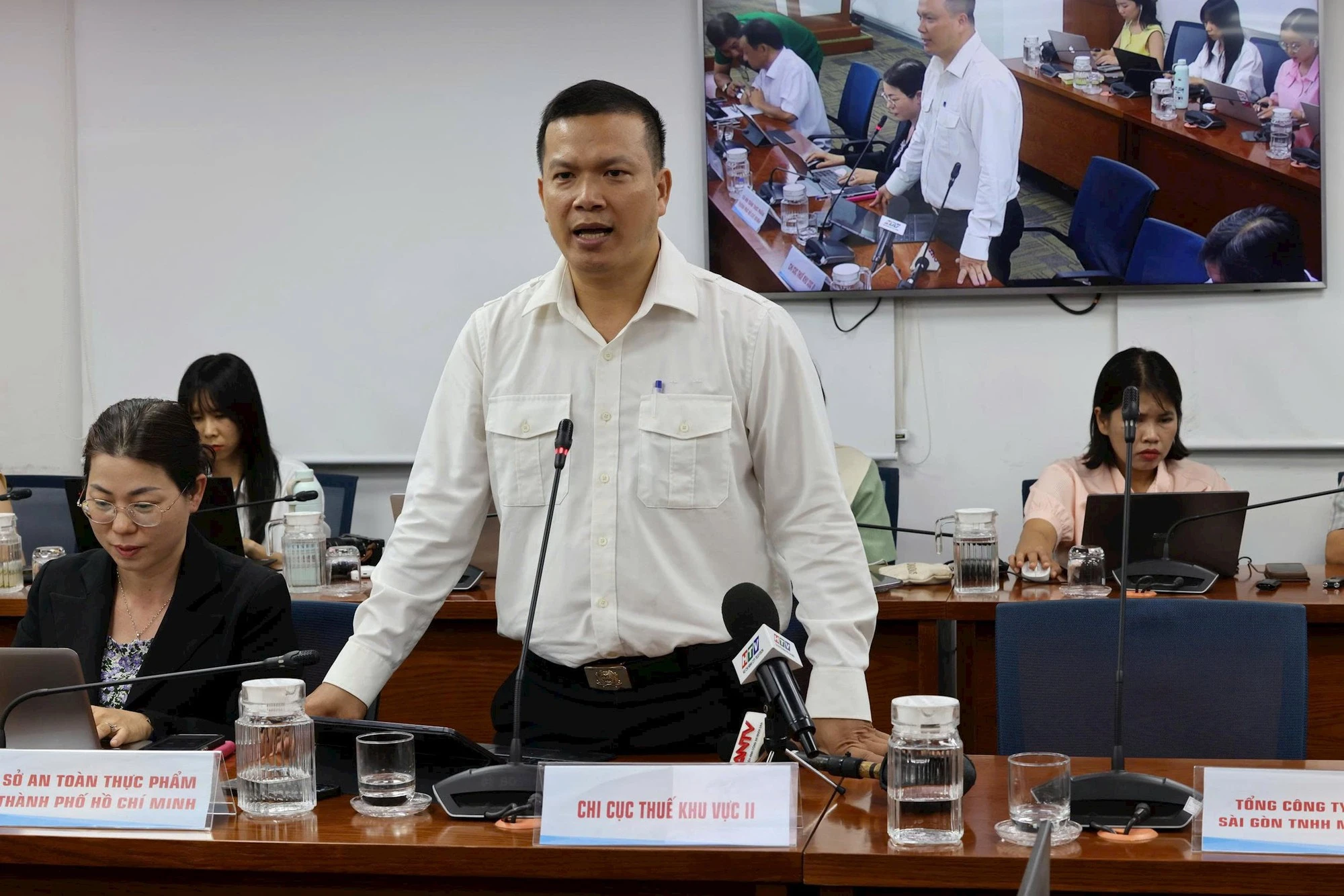 Lãnh đạo Chi cục Thuế: 