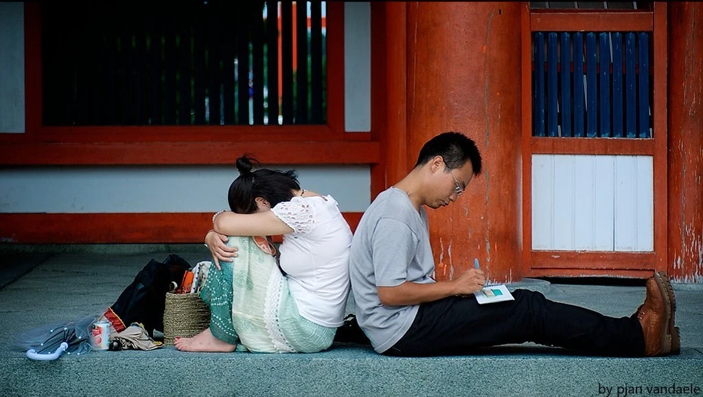Muốn ly hôn phải nhờ “cò”: Khi cái nghèo phá hủy tình yêu