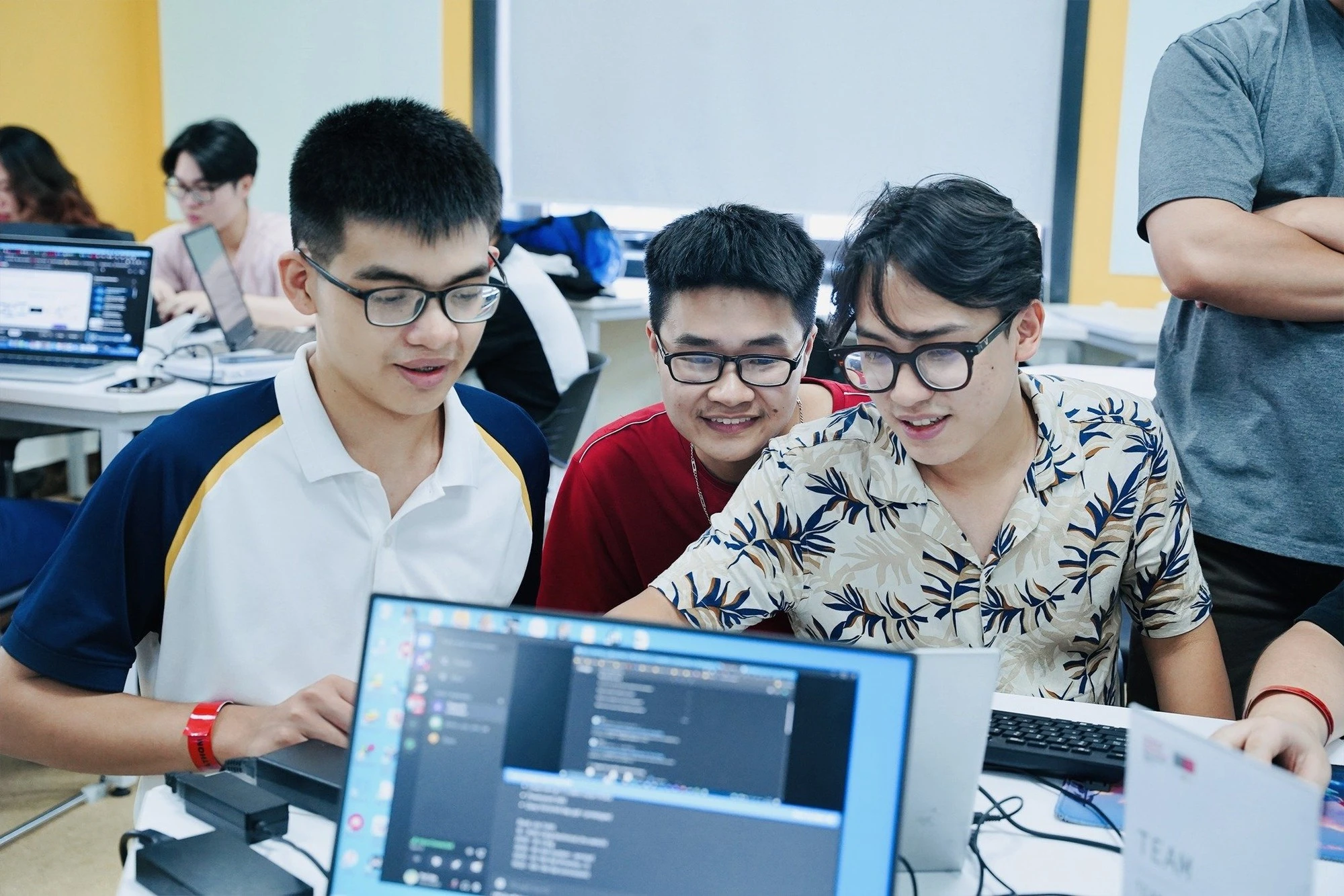 Các trường khối Công nghệ thông tin đồng loạt tăng học phí