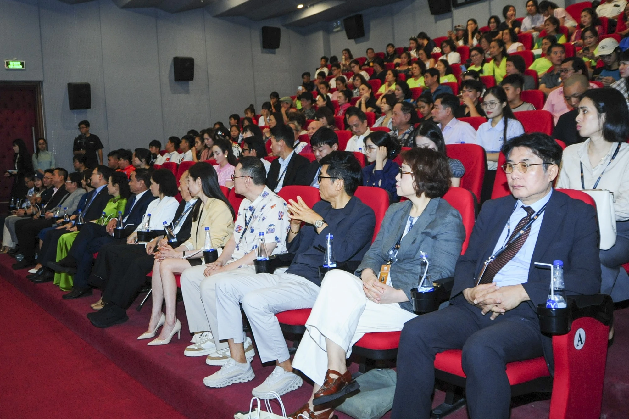 Bom tấn Hàn thắng giải Baeksang gây sốt ở DANAFF 2025, không xem phí cả cuộc đời!