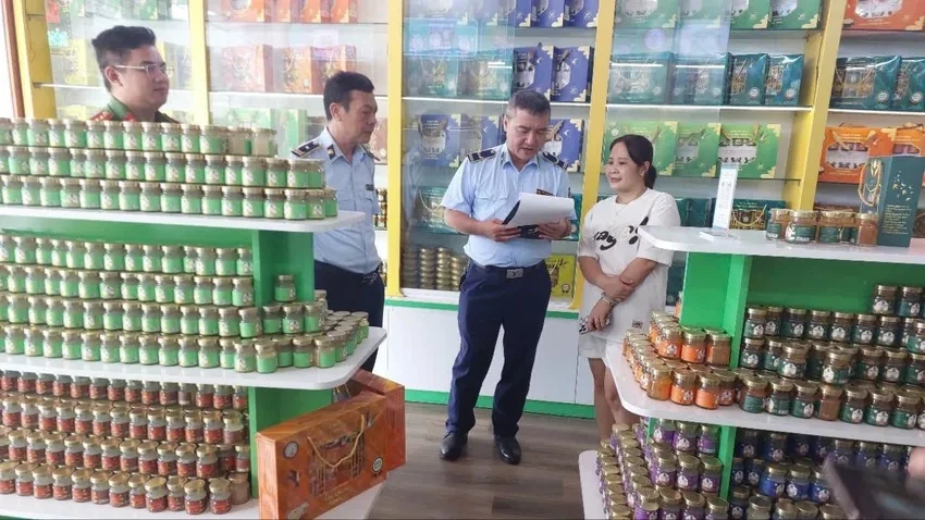 Sự thật đằng sau 23.468 hũ yến chưng bị tạm giữ tại Phú Thọ
