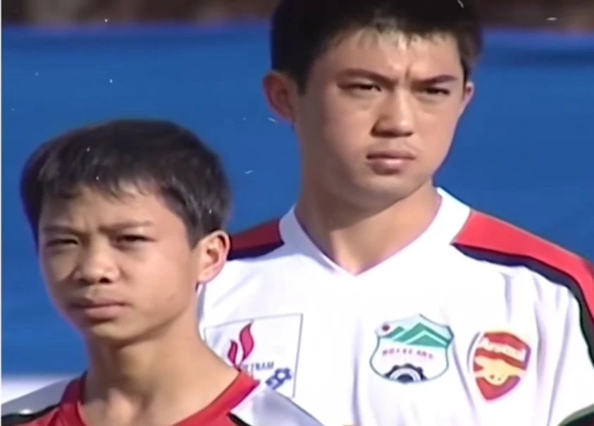 Tiền vệ Việt kiều được bầu Đức chiêu mộ: Làm cả V.League xôn xao, nhưng vì sao không thể đá cho ĐTVN?