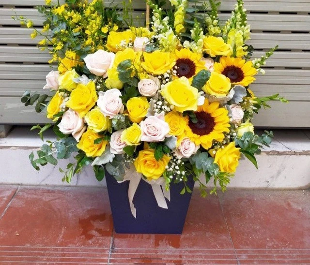 Vụ UBND thị trấn nợ tiền hoa tươi 2 năm chưa trả: Chủ tiệm đến đòi nợ thì nhận câu trả lời bất ngờ