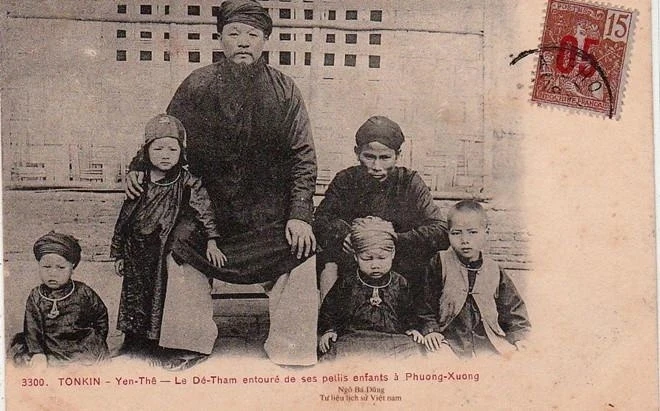Bí mật cuộc đời con gái 