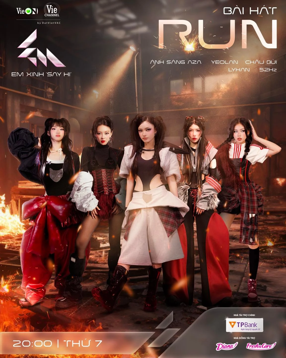 Team Châu Bùi sở hữu stage “cháy” nhất livestage 1 Em Xinh Say Hi: Nhạc hay nhảy đẹp và cũng lắm drama!