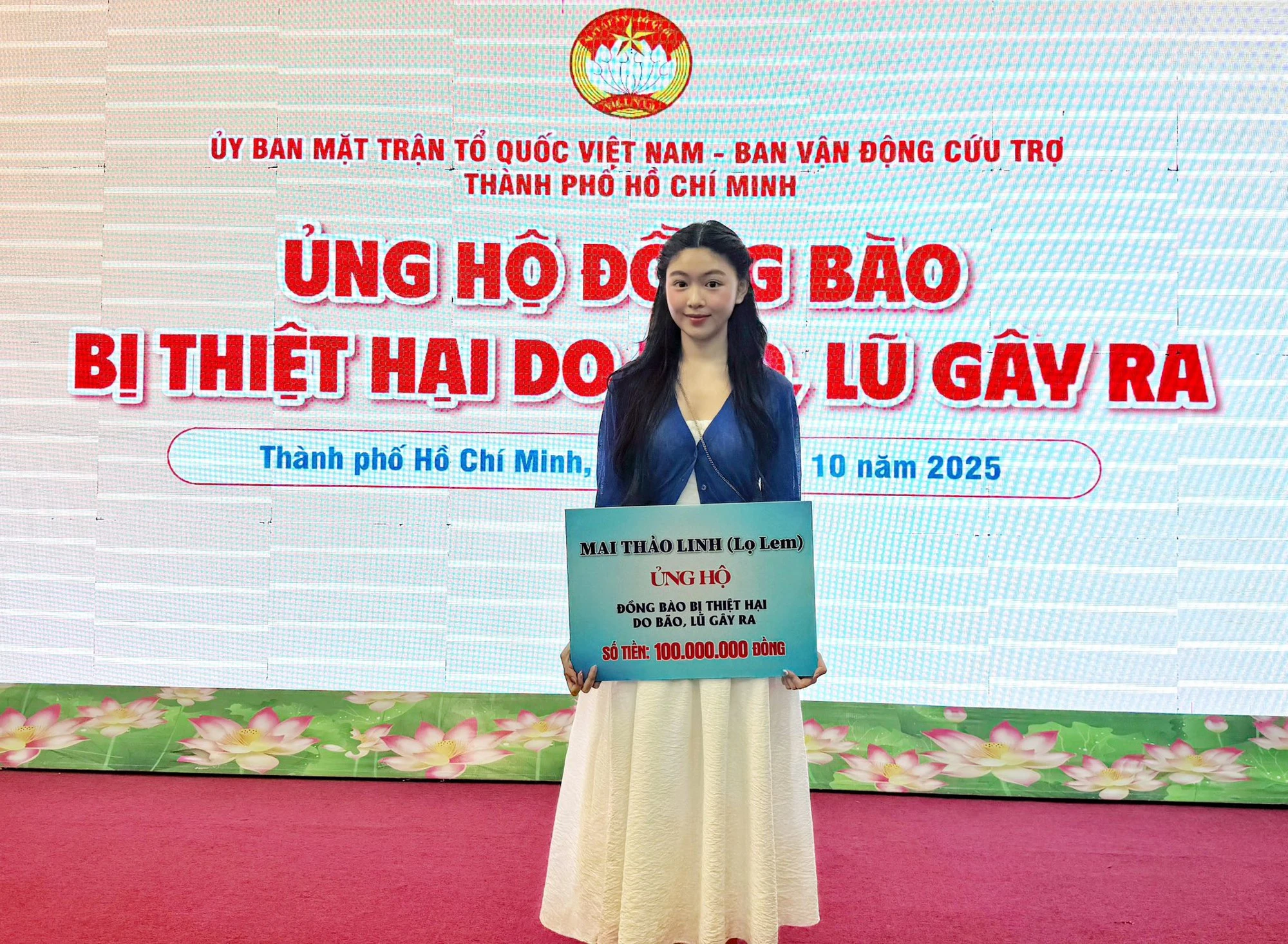 Con gái MC Quyền Linh mặc gì đi từ thiện mà gây bàn tán?