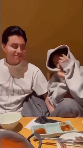 Louis Phạm lộ clip hôn trai lạ, đáp trả thế nào về nghi vấn “ngoại tình” sau lưng bạn trai Việt kiều?