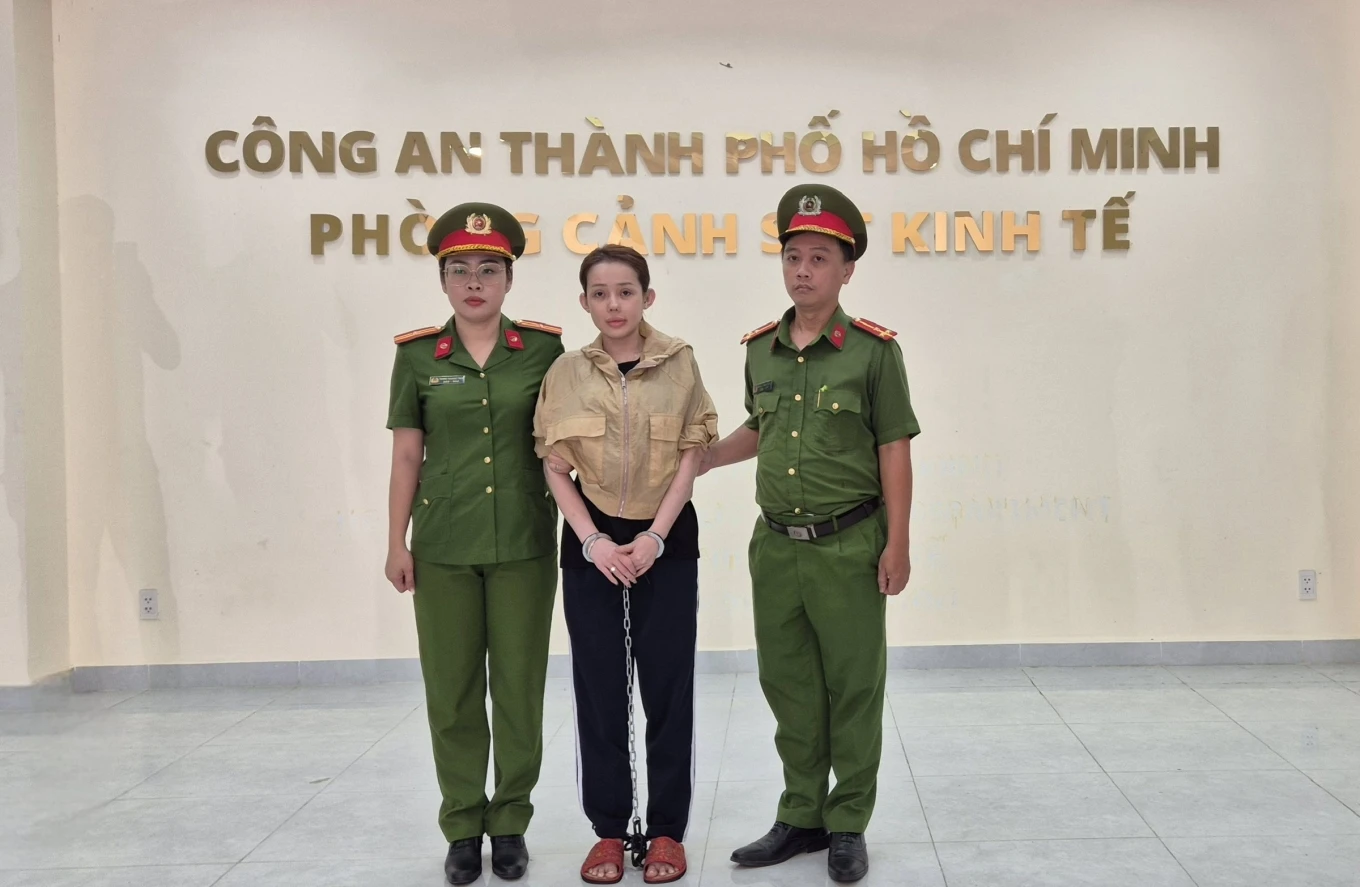 Thì ra đây là gương mặt mà Ngân 98 muốn 
