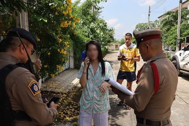 Đã ly hôn nhưng liên tục bị chồng cũ làm phiền, người phụ nữ về tá túc ở nhà bố mẹ đẻ thì bi kịch xảy ra