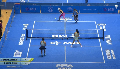 Đỉnh cao pickleball là đây: 4 cô gái 