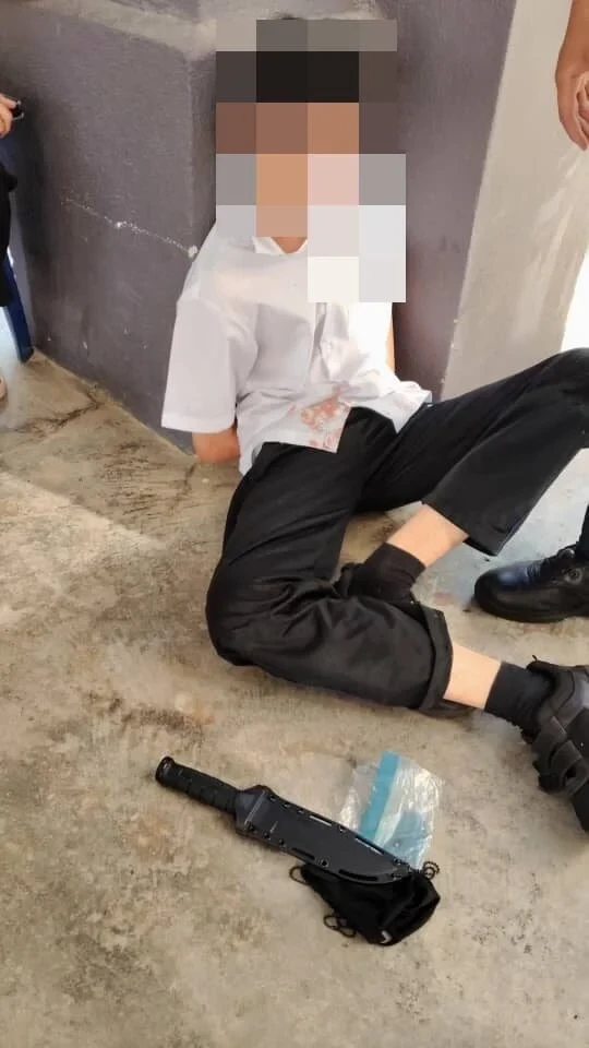 Thổ lộ tình cảm với bạn nữ cùng trường nhưng thất bại, nam sinh gây ra án mạng khiến dư luận rúng động