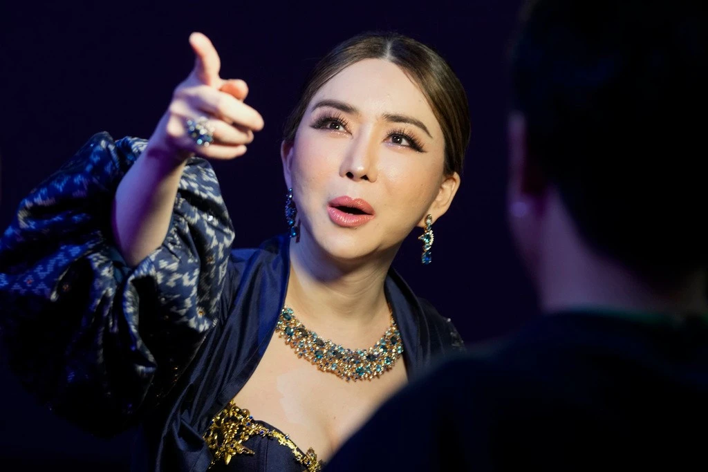 Công bố CEO thay thế nữ tỷ phú chuyến giới tại Hoa hậu Hoàn vũ