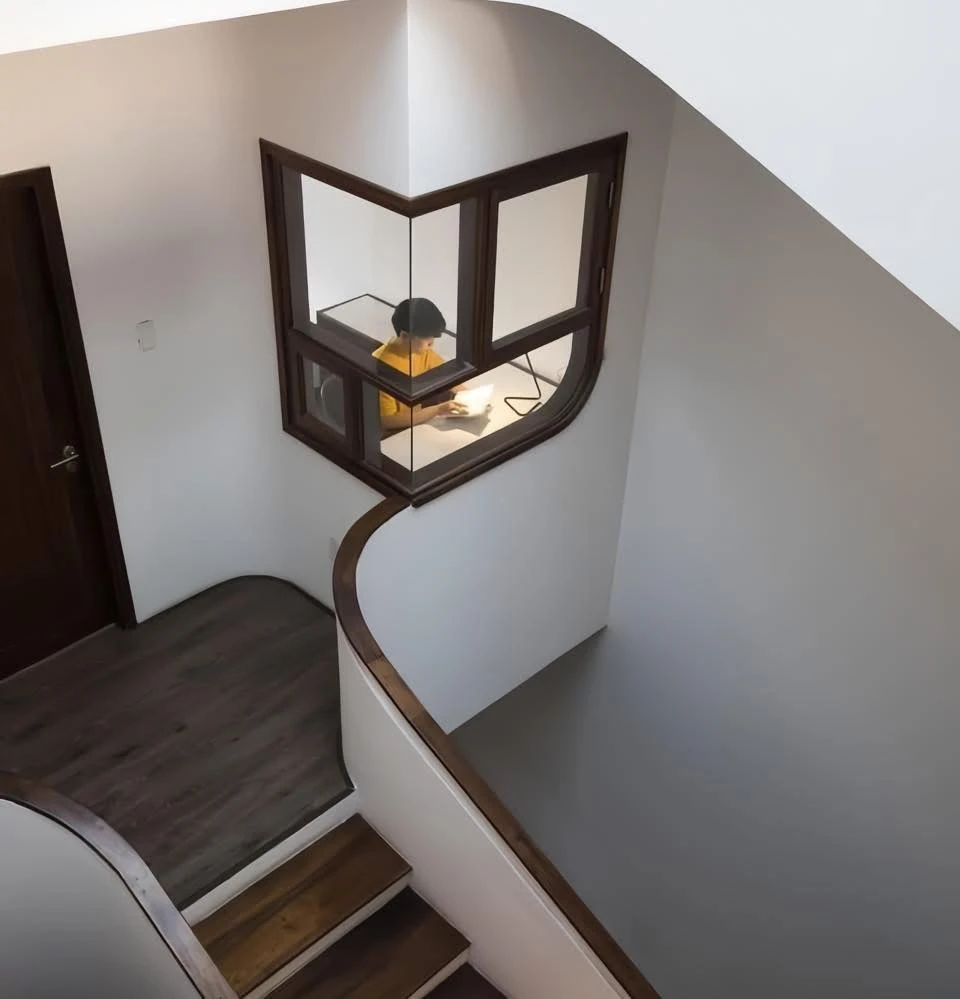 Bức ảnh khiến cư dân mạng cười nghiêng ngả: Đây chắc hẳn là căn phòng yêu thích của nhiều phụ huynh châu Á!