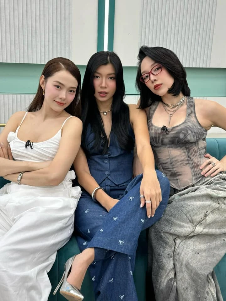 1 sao Vbiz thừa nhận đang yêu Tóc Tiên