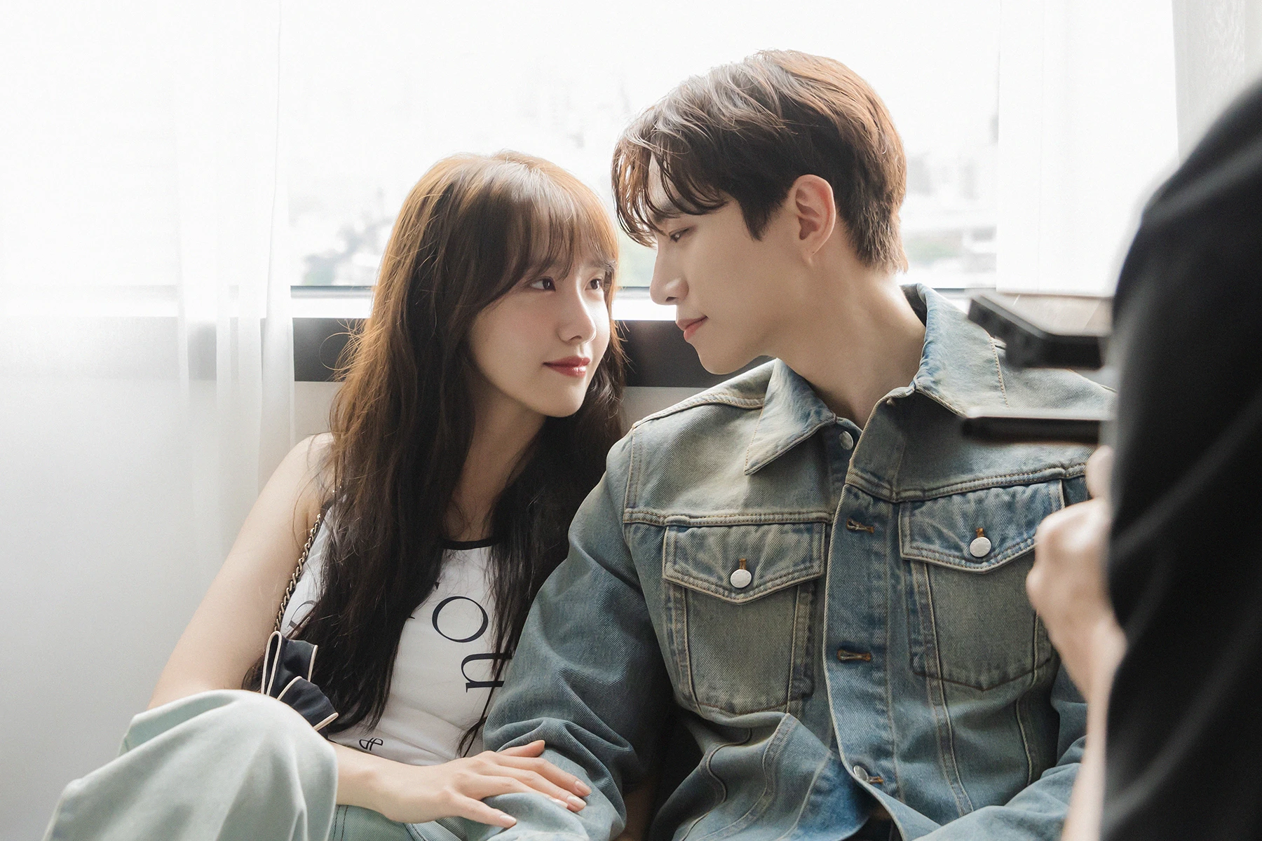 Tóm dính cặp đôi phim giả tình thật công khai tình cảm ngay giữa đám cưới, visual top đầu cả nước không có đối thủ